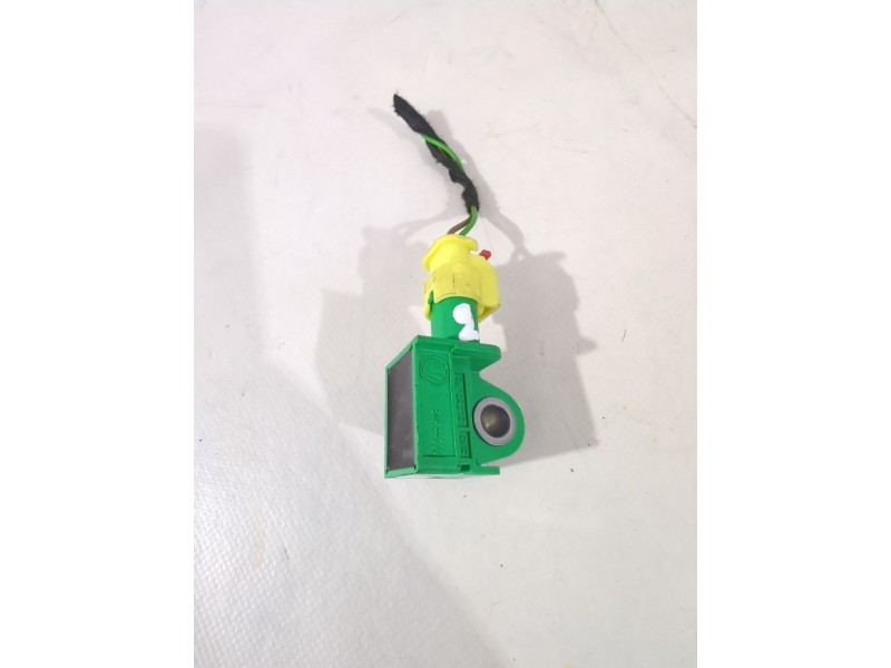 Recambio de sensor para volkswagen golf vi variant (aj5) 1.6 tdi referencia OEM IAM 5K0959351  