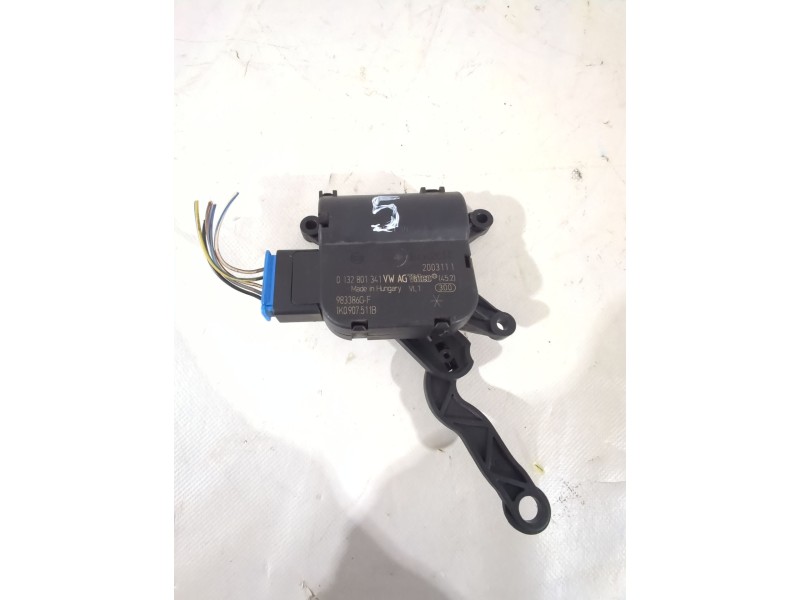 Recambio de motor apertura trampillas para volkswagen golf vi variant (aj5) 1.6 tdi referencia OEM IAM 0132801341  