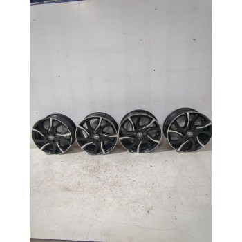 Recambio de juego llantas para toyota yaris (_p13_) 1.5 (nsp131_) referencia OEM IAM 426110DC80  
