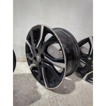 Recambio de juego llantas para toyota yaris (_p13_) 1.5 (nsp131_) referencia OEM IAM 426110DC80  