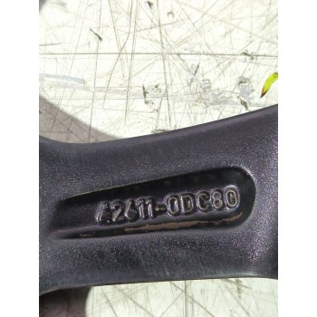 Recambio de juego llantas para toyota yaris (_p13_) 1.5 (nsp131_) referencia OEM IAM 426110DC80  