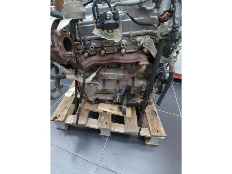 Recambio de motor completo para toyota avensis sedán (_t25_) 2.0 d-4d (adt250_) referencia OEM IAM 190000R031  