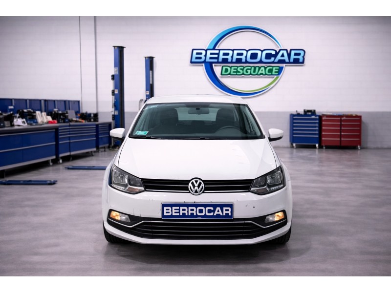 VOLKSWAGEN POLO (6C1)