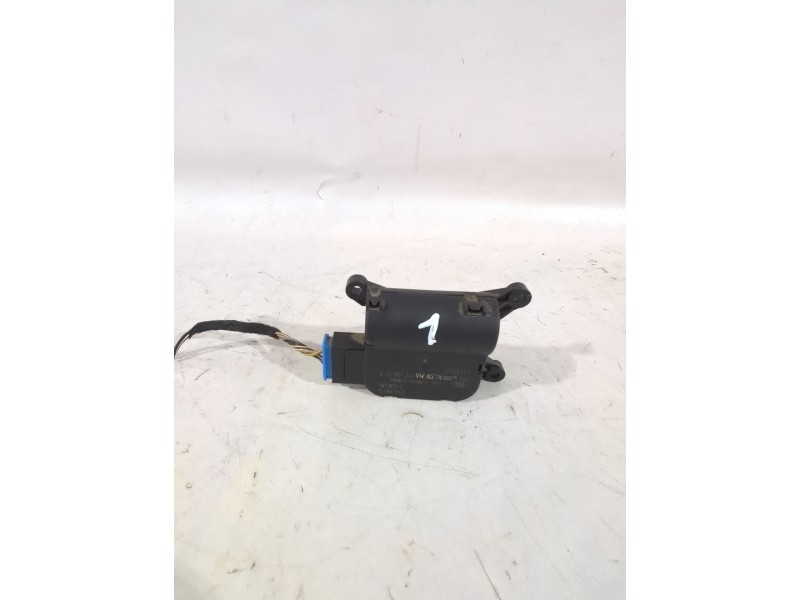 Recambio de motor apertura trampillas para volkswagen golf vi variant (aj5) 1.6 tdi referencia OEM IAM 0132801343  