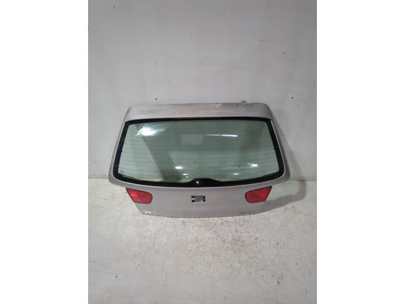 Recambio de porton trasero para seat ibiza ii (6k1) 1.4 i referencia OEM IAM 6K6827025D  