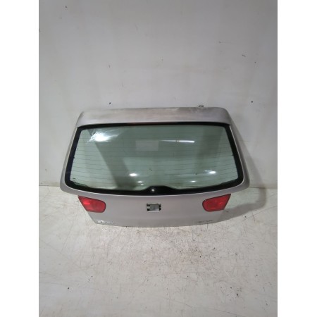 Recambio de porton trasero para seat ibiza ii (6k1) 1.4 i referencia OEM IAM 6K6827025D  