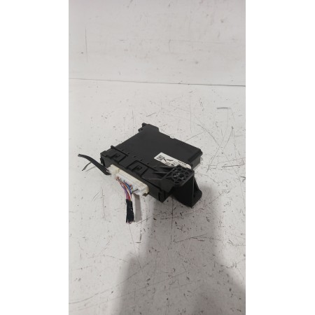 Recambio de modulo electronico para toyota yaris (_p13_) 1.5 (nsp131_) referencia OEM IAM 88650-0D740  