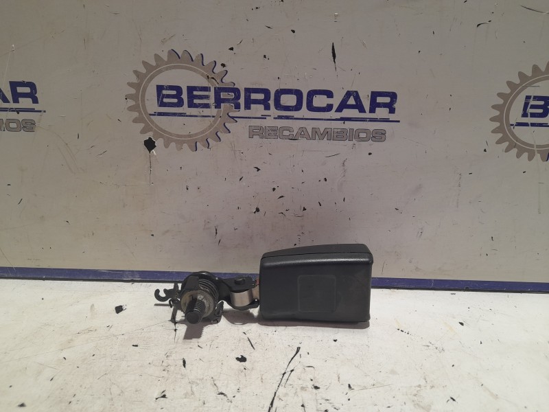 Recambio de anclaje cinturon para land rover discovery 2.7 td v6 cat referencia OEM IAM EVL501270PMA  