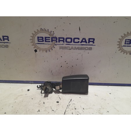 Recambio de anclaje cinturon para land rover discovery 2.7 td v6 cat referencia OEM IAM EVL501270PMA  