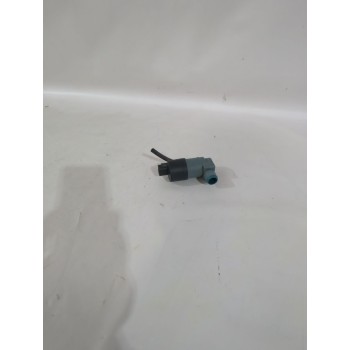 Recambio de bomba limpia para toyota yaris (_p13_) 1.5 (nsp131_) referencia OEM IAM 853300D121  