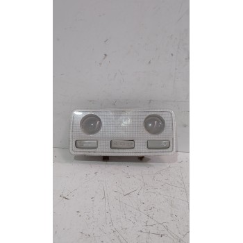 Recambio de luz interior para toyota yaris (_p13_) 1.5 (nsp131_) referencia OEM IAM 812600D070  