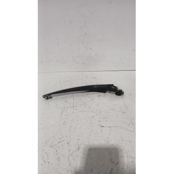 Recambio de brazo limpia trasero para toyota yaris (_p13_) 1.5 (nsp131_) referencia OEM IAM 852410D060  