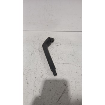 Recambio de brazo limpia trasero para toyota yaris (_p13_) 1.5 (nsp131_) referencia OEM IAM 852410D060  