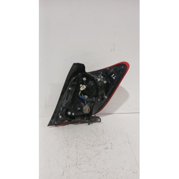 Recambio de piloto trasero izquierdo para toyota yaris (_p13_) 1.5 (nsp131_) referencia OEM IAM 815610D600  