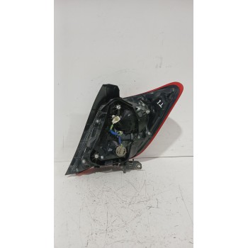 Recambio de piloto trasero izquierdo para toyota yaris (_p13_) 1.5 (nsp131_) referencia OEM IAM 815610D600  