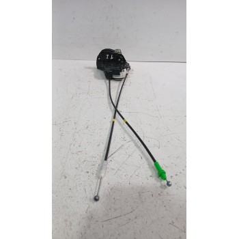 Recambio de cerradura puerta trasera izquierda para toyota yaris (_p13_) 1.5 (nsp131_) referencia OEM IAM 690600D310  
