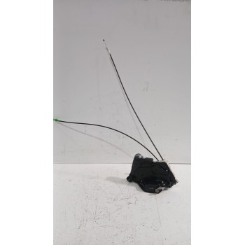 Recambio de cerradura puerta delantera derecha para toyota yaris (_p13_) 1.5 (nsp131_) referencia OEM IAM 690300D550  