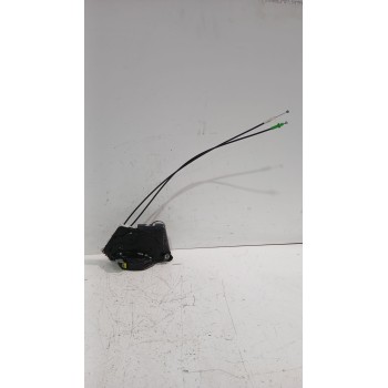 Recambio de cerradura puerta delantera izquierda para toyota yaris (_p13_) 1.5 (nsp131_) referencia OEM IAM 690400D520  