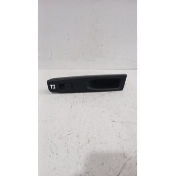 Recambio de mando elevalunas trasero izquierdo para toyota yaris (_p13_) 1.5 (nsp131_) referencia OEM IAM 848100D030  