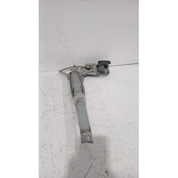 Recambio de elevalunas delantero izquierdo para toyota yaris (_p13_) 1.5 (nsp131_) referencia OEM IAM 698200D440  