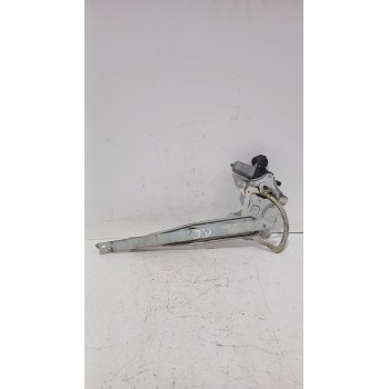 Recambio de elevalunas delantero derecho para toyota yaris (_p13_) 1.5 (nsp131_) referencia OEM IAM 698100D300  