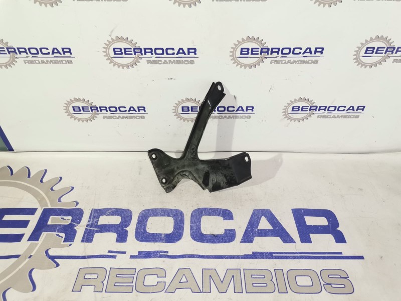 Recambio de soporte para mercedes-benz clase a (w169) 1.7 cat referencia OEM IAM A2660940627  