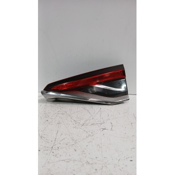 Recambio de piloto trasero derecho interior para toyota corolla sedán (_e21_) 1.8 vvti hybrid (mzea12, zre211, zwe211) referenci