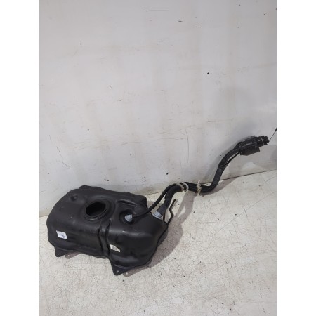 Recambio de deposito combustible para toyota yaris (_p13_) 1.5 (nsp131_) referencia OEM IAM 770010D480  