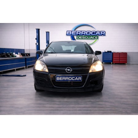 opel astra h berlina del año 2004