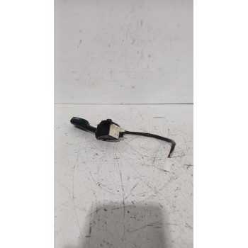 Recambio de mando multifuncion para toyota yaris (_p13_) 1.5 (nsp131_) referencia OEM IAM 18A174  