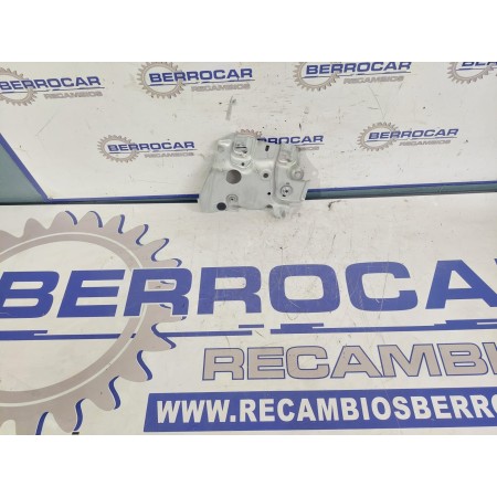 Recambio de soporte para mercedes-benz clase a (w169) 1.7 cat referencia OEM IAM A1696300231  
