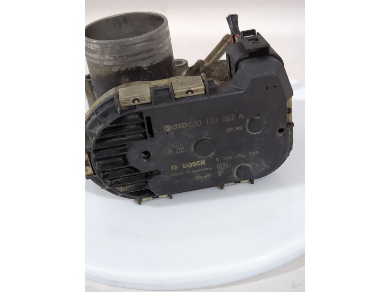 Recambio de caja mariposa para seat ibiza ii (6k1) 1.4 i referencia OEM IAM 030133062A  