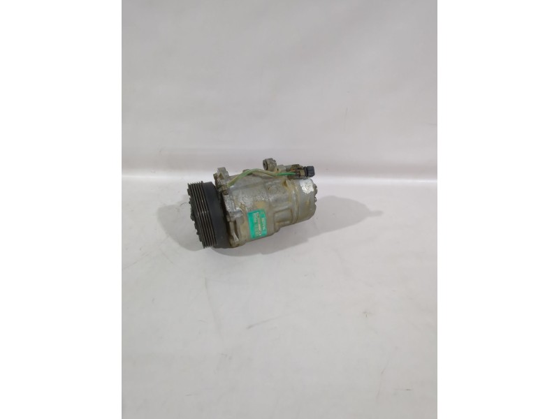 Recambio de compresor aire acondicionado para seat ibiza ii (6k1) 1.4 i referencia OEM IAM 1J0820805  
