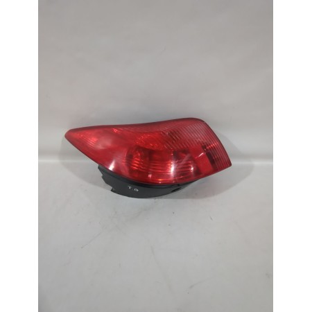 Recambio de piloto trasero derecho para peugeot 308 i (4a_, 4c_) 1.6 hdi referencia OEM IAM 6351FF  