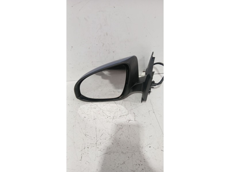 Recambio de retrovisor izquierdo para toyota yaris (_p13_) 1.5 (nsp131_) referencia OEM IAM E8025614  