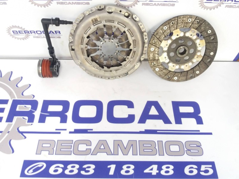 Recambio de kit embrague para dacia duster (hs_) 1.5 dci 4x4 (hsmc, hsmd) referencia OEM IAM 8200450217  