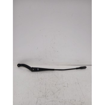 Recambio de brazo limpia delantero izquierdo para opel corsa e (x15) 1.3 cdti (08, 68) referencia OEM IAM 13284136  