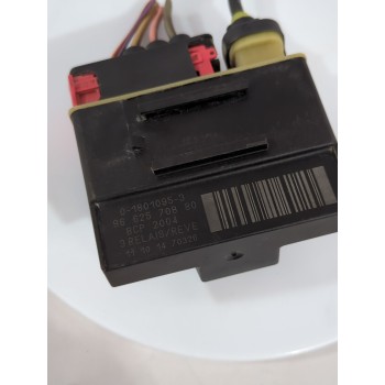 Recambio de caja precalentamiento para peugeot 308 i (4a_, 4c_) 1.6 hdi referencia OEM IAM 9662570880 / 018010953  