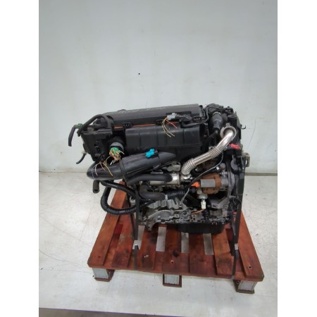 Recambio de motor completo para peugeot 107 (pm_, pn_) 1.4 hdi referencia OEM IAM 0135HZ  