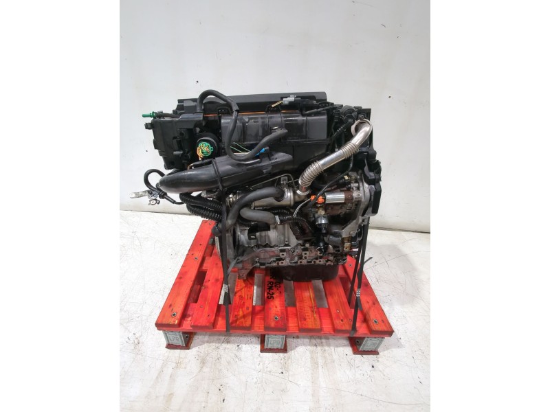 Recambio de motor completo para peugeot 107 (pm_, pn_) 1.4 hdi referencia OEM IAM 0135HZ  