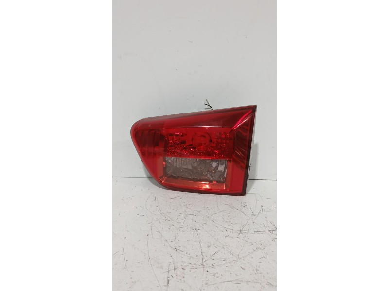 Recambio de piloto trasero derecho interior para peugeot 4007 (vu_, vv_) 2.2 hdi referencia OEM IAM 6351EH  