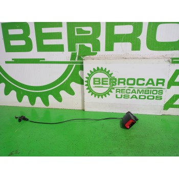 ENGANCHE CINTURON TRASERO DERECHO 627822900 