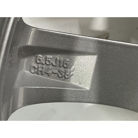 Recambio de llanta para opel corsa f edition referencia OEM IAM 65J16CH438  