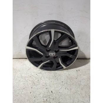 Recambio de juego llantas para toyota yaris (_p13_) 1.5 (nsp131_) referencia OEM IAM 426110DC80  