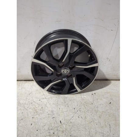 Recambio de llanta para toyota yaris (_p13_) 1.5 (nsp131_) referencia OEM IAM 426110DC80  