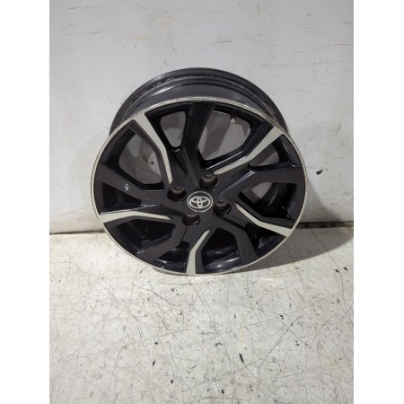 Recambio de llanta para toyota yaris (_p13_) 1.5 (nsp131_) referencia OEM IAM 426110DC80  
