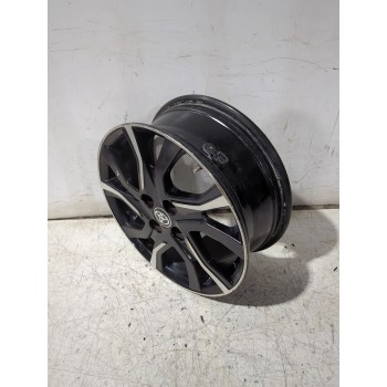 Recambio de llanta para toyota yaris (_p13_) 1.5 (nsp131_) referencia OEM IAM 426110DC80  