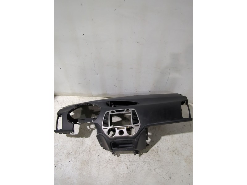 Recambio de salpicadero para hyundai i20 i (pb, pbt) 1.2 referencia OEM IAM 973501J000  