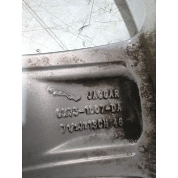 Recambio de llanta para jaguar xe 2.0 diesel cat referencia OEM IAM 7JX17CH485  