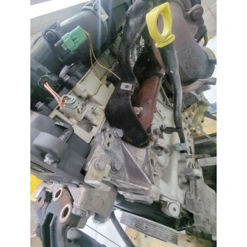 Recambio de motor completo para peugeot 107 (pm_, pn_) 1.4 hdi referencia OEM IAM 0135HZ  